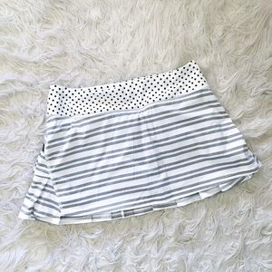 Lululemon Pacesetter Gray White Stripe Skirt